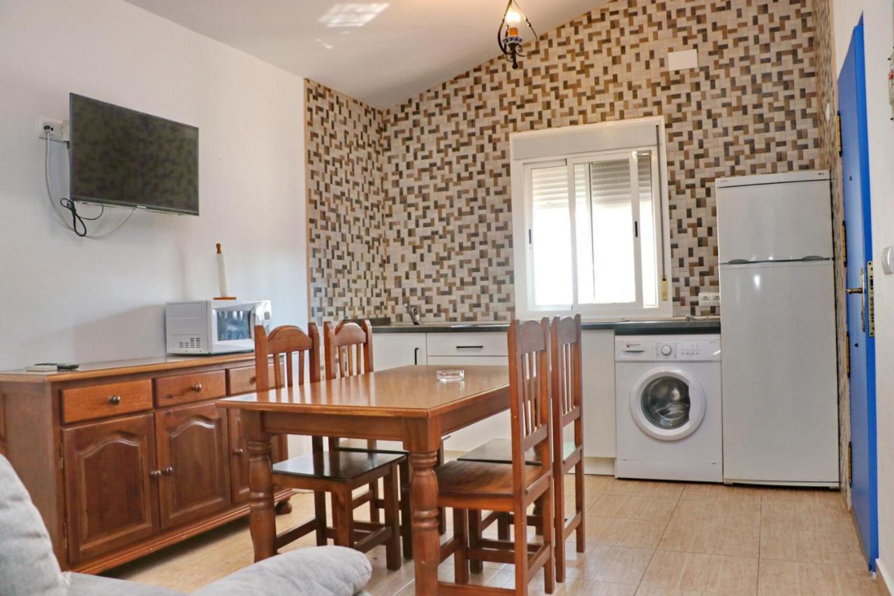 Bungalow La Roa con piscina comunitaria y privada Conil De La Frontera Exterior foto