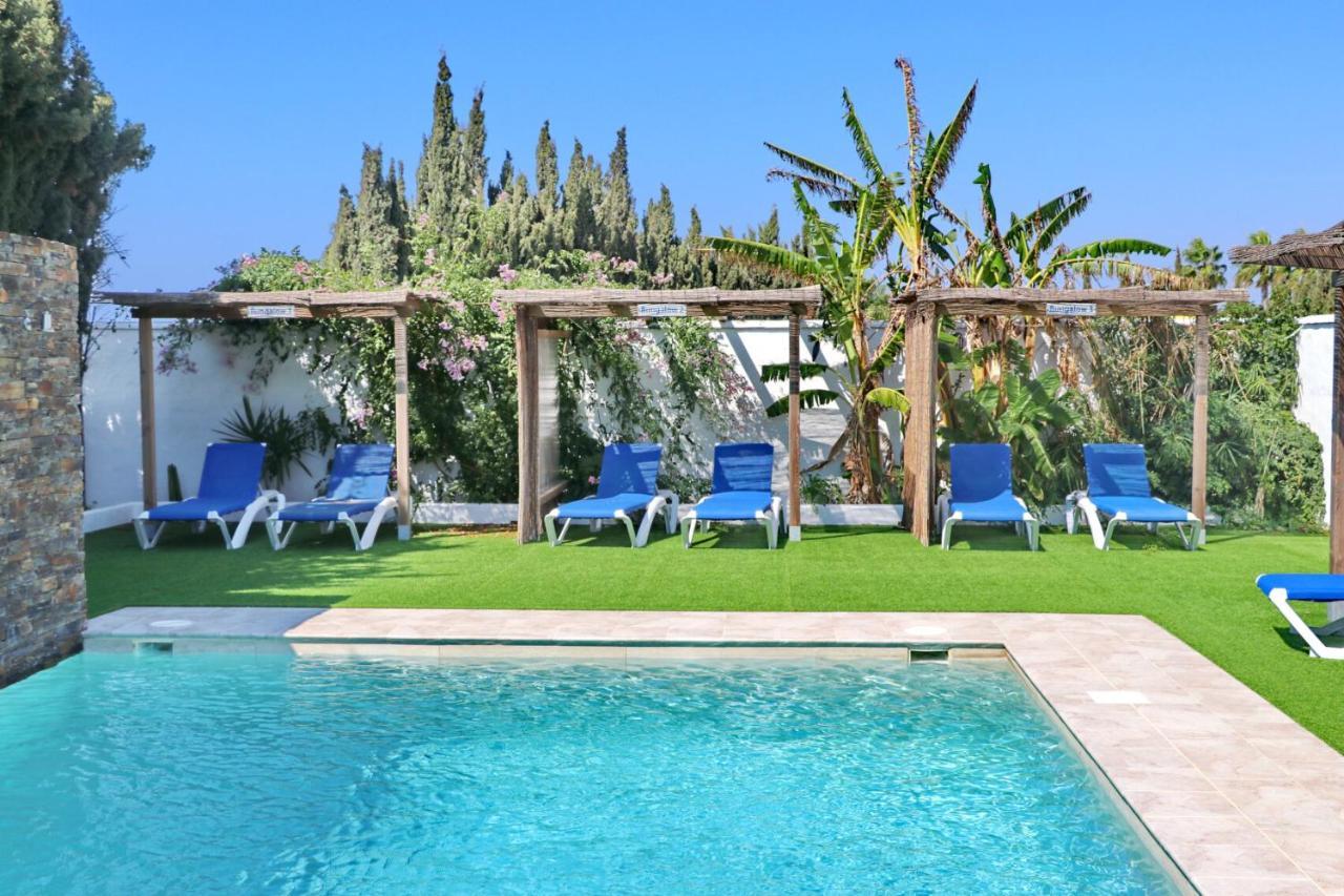 Bungalow La Roa con piscina comunitaria y privada Conil De La Frontera Exterior foto